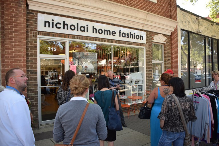 Ted Stilson leading the walking tour