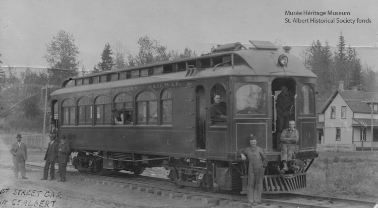 Interurban railway, ca. 1913-1915 (Musée Héritage Museum, St. Albert Historical Society fonds, 2003.01.795).