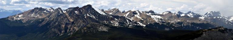 Looking west to the Victoria Cross Ranges (Image courtesy of Mountain Nerd on Summit Search)