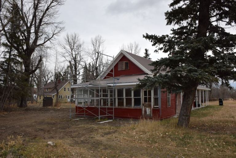Conservation of the main ranch (or Prince's) house with restoration of the historic paint colour, October 2015.