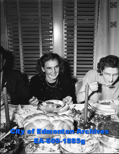 Christmas Eve meal, January 5, 1949. Photo: Eric Bland, from City of Edmonton Archives.